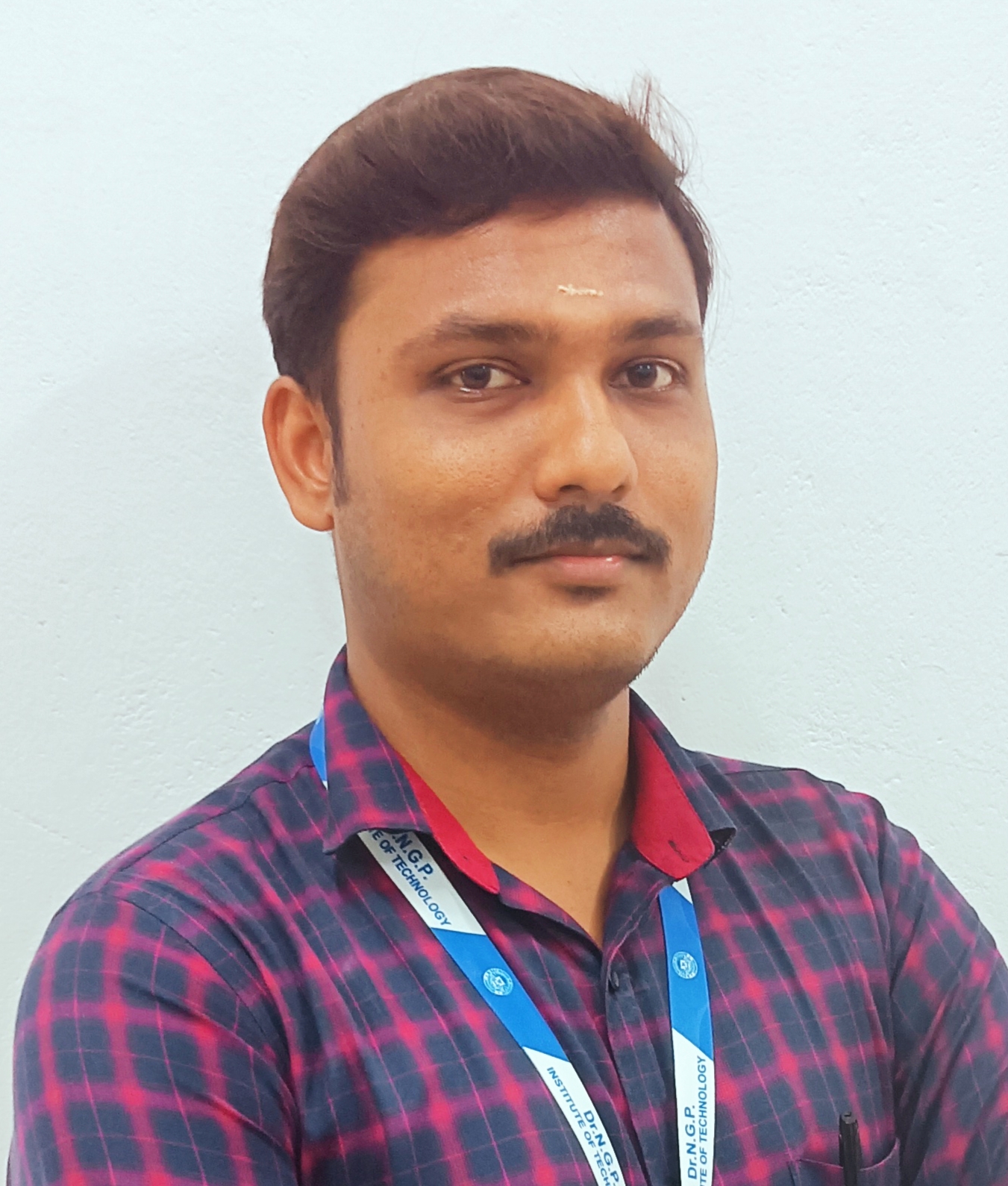 VIGNESHKUMAR B